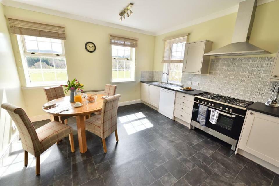 Knocklea Villa Alness Exteriör bild